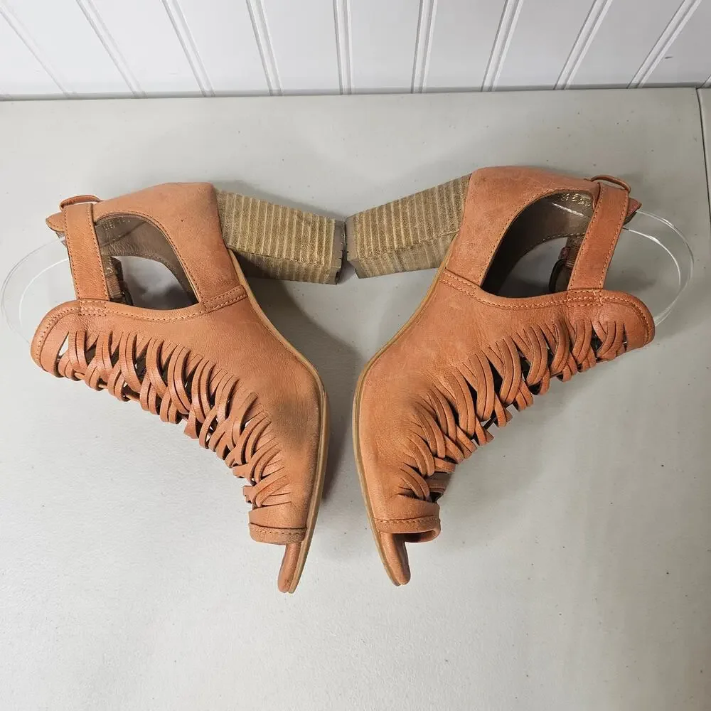 Charles by Charles David Women's Strappy Chunky Leather Sandals Size 8.5 Boho